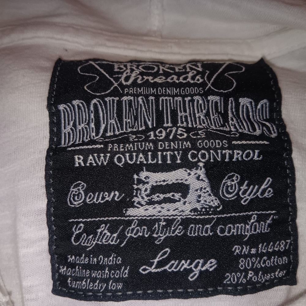 Women's size large, Broken Threads hooded pullover - Picture 3 of 3